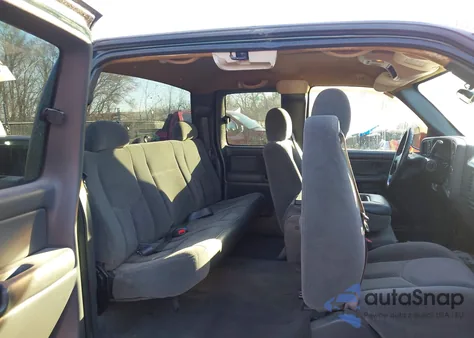 2004 Chevrolet Silverado 1500 Z71 z USA, uszkodzony, nr VIN 2GCEK19T441178250